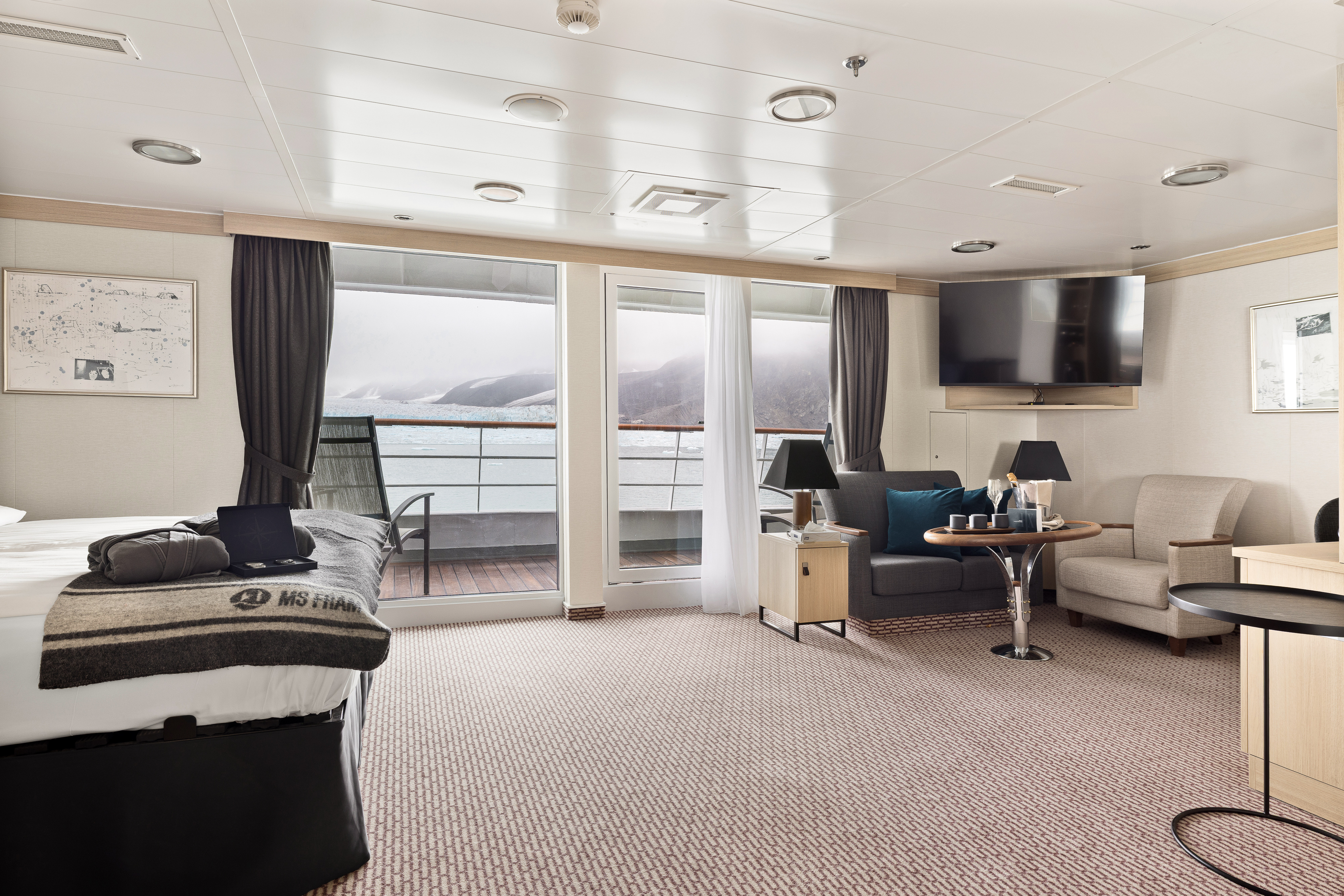 Expedition Suite | Grand Suite with balcony